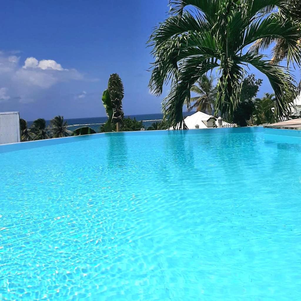 Villa Les Nereides Le Moule Luaran gambar